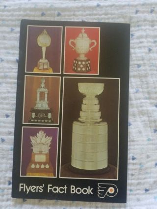 1975 - 76 Philadelphia Flyers Media Guide Yearbook Nhl Hockey Fact Book 1976