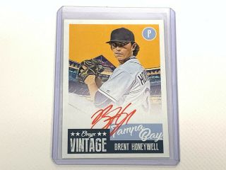 2019 Onyx Vintage Brent Honeywell Red Autograph /25 Baseball Card