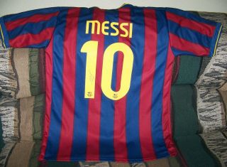 Leo Messi Barcelona autographed jersey 4