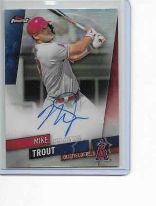 2019 Topps Finest Mike Trout Auto On Card Angels