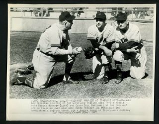 Lou Boudreau Bill Mckechnie Rogers Hornsby 1947 Press Photo Cleveland Indians