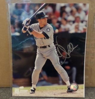 Dave Valle Autographed 8 X 10 Photo,  Mariners