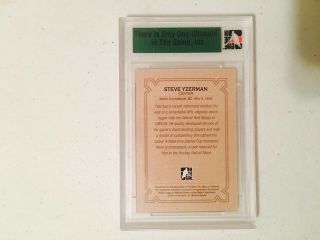 2006 - 07 ITG Hockey Card Ultimate Memorabilia 7th Edition Steve Yzerman Base Card 2