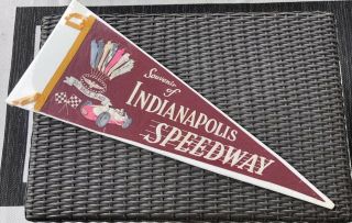 Vintage 1950’s Souvenir Indianapolis Speedway Felt Pennant Indy 500