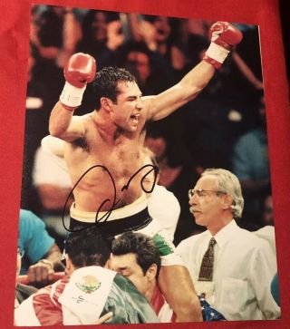 Oscar De La Hoya Signed Autographed 8x10 Photo Boxing Golden Boy
