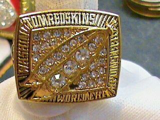 1991 N.  F.  L.  Washington Redskins World Champions Bowl Ring Heavy Gold Plate