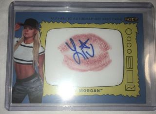 Wwe 2017 Topps Heritage Liv Morgan Autographed Kiss Card Relic D /25 Blue