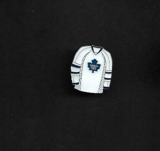 Pin Nhl Jersey Logo: Toronto Maple Leafs,  Nhl Hockey,  1 ",  Metal,  Color,  Nhl,  Chi