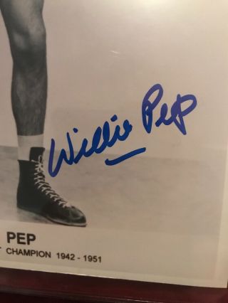 8x10 Black and White Autograph photo of Willie Pep Signed Boxing 2