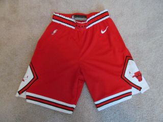 Chicago Bulls Authentic Nike Red & Black Edition Sewn Swingman Shorts - M Med 34