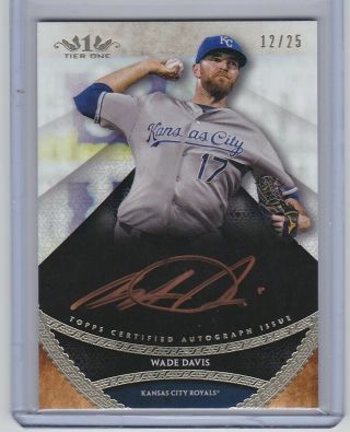 2017 Topps Tier One - Wade Davis - Prime Performers Gold Auto Ssp - D/25 - Rockies
