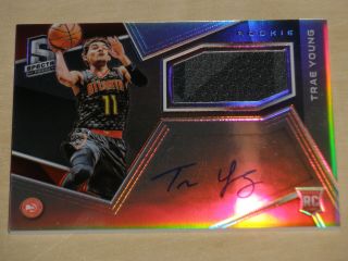 2018 - 19 Panini Spectra Rookie Rc Jersey Auto Trae Young 213/299
