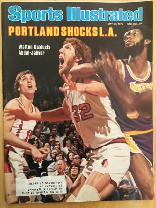 Sports Illustrated May 23,  1977 - Bill Walton / Kareem Abdul - Jabbar