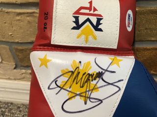MANNY PACQUIAO SIGNED AUTO PHILIPPINE FLAG RIGHT BOXING GLOVE PSA Mayweather 2
