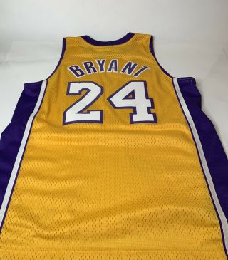 Kobe Bryant Los Angeles Lakers Adidas NBA 24 Authentic Mens Size M Jersey 5