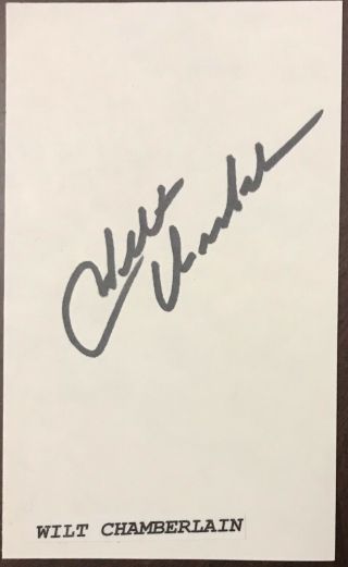 Wilt Chamberlain Signed 3x5 Card.  Nba Legend And Hofer.  Died In 1999