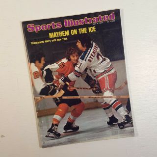 Sports Illustrated - May 6th,  1974 - Bobby Clarke,  Philadelphia Flyers