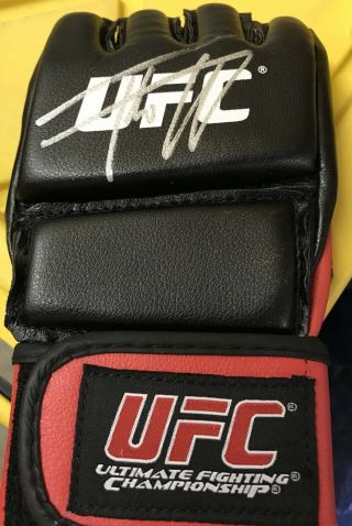 Tito Ortiz Signed Ufc Glove With Proof