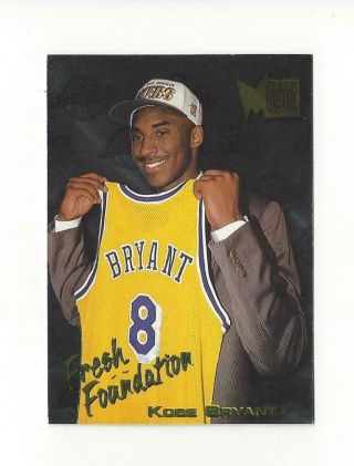 1996 - 97 Metal 137 Kobe Bryant Rc Rookie Lakers