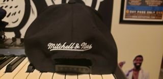 NFL Oakland Raiders Mitchell and Ness Vintage Snapback Cap Hat M&N XL Logo NWOT 5
