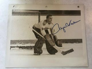 Rogie Vachon 8 X 10 Autographed Photo Montreal Canadiens Hof Goalie Great