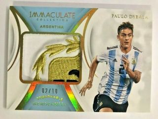 2018 - 19 Immaculate Gold Remarkable Memorabilia Logo Patch : Paulo Dybala 02/10