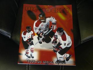 1995 1996 University Of Illinois Chicago Uic College Hockey Media Guide Ex