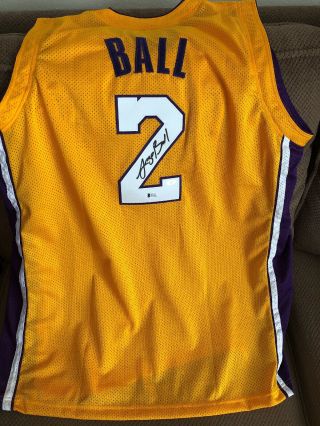 Lonzo Ball Signed Autographed Lakers Custom Jersey Beckett Witness & Leaf Auth