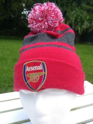 Arsenal Fc Gunners Premier English Soccer Red Beanie Pom Pom Winter Hat Cap