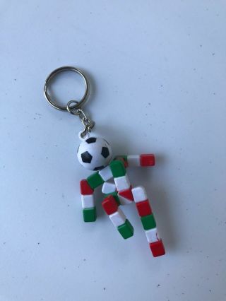Fifa World Cup - Italy 90 - Italia 90 - Mascot Ciao Keychain