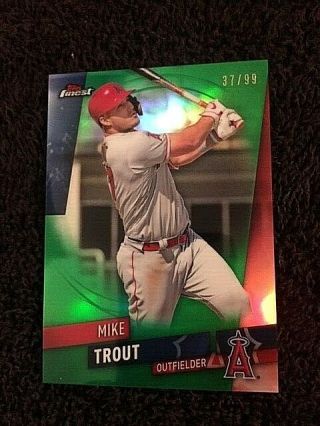 2019 Topps Finest Mike Trout Green Refractor