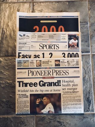 1993 Dave Winfield 3000 Hit Baseball Newspaper.  Minnesota Twins
