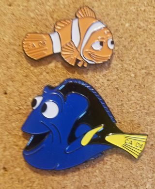 Little League Pin: Finding Nemo Little League Pin Set (2 Pins) Ca8