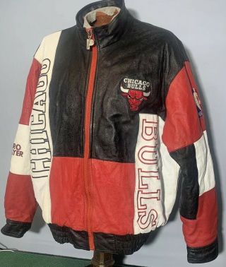 Vintage Chicago Bulls Leather Jacket,  Pro Player Brand,  Men ' s XL - Red and Black 2