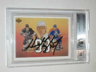 Wayne Gretzky Signed 1991 - 92 Upper Deck Card 38 Beckett Authenticated Graded 10