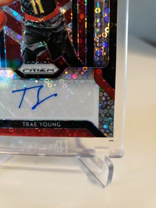 18 19 Trae Young Rc Auto Prizm 5