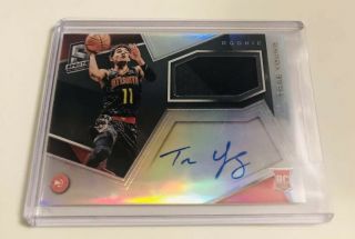 2018 - 19 Trae Young Spectra Dual Patch Auto RPA RC Jersey /299 SP Crazy WOW 2