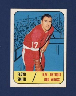 1967 - 68 Topps Floyd Smith 52 Detroit Red Wings Nr - Mt,  Look