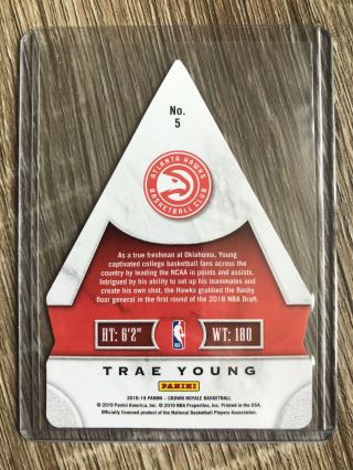 Trae Young 2018 - 19 Crown Royale Mamba ' s Choice Red Rookie RC 41/75 5 2