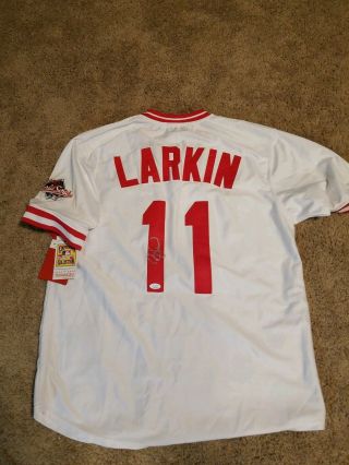 Barry Larkin Signed Cincinnati Reds Jersey 1990 World Series Patch Jsa Authentic