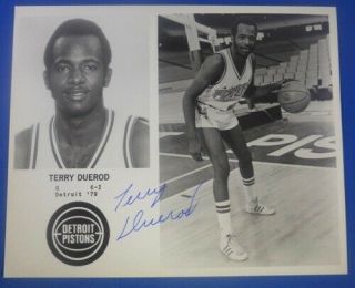 Terry Duerod Autograph Signed 8x10 Vintage Team Issue Detroit Pistons 1979 - 80