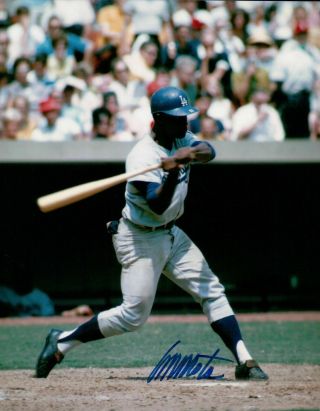 Manny Mota Signed 8x10 Photo Autograph Los Angeles Dodgers Road At Bat Auto
