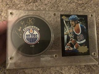 Wayne Gretzky Signed Edmonton Oilers Hockey Puck