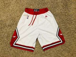 Men’s Large Chicago Bulls Shorts Adidas White Red Basketball Michael Jordan Nba
