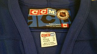 Toronto Maple Leafs Vintage Retro CCM Jersey Sweater Size XL 7