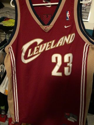 Nike Lebron James Cleveland Cavaliers Jersey Vintage Size Large