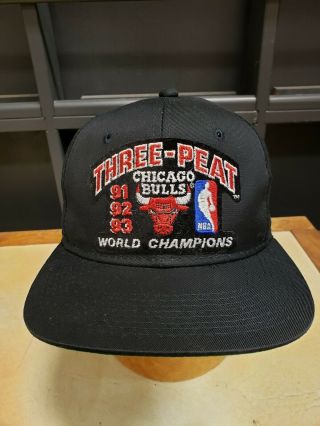 Vintage Chicago Bulls Three Peat Snap Back Hat 91 92 93 Snapback Michael Jordan
