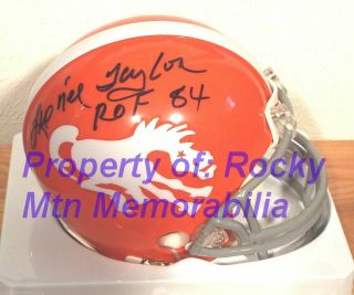 Denver Broncos Lionel Taylor Rof Signed 1962 - 65 Tb Mini W/ Z2b Facemask
