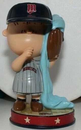 Peanuts Linus Minnesota Twins All Star Game 2014 Statue Mlb Baseball Figurine