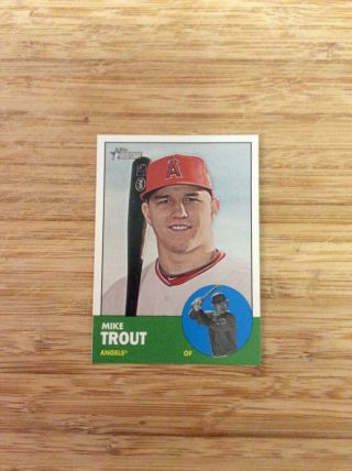 Mike Trout - 2012 Topps Heritage 207 Rookie Card - Hot